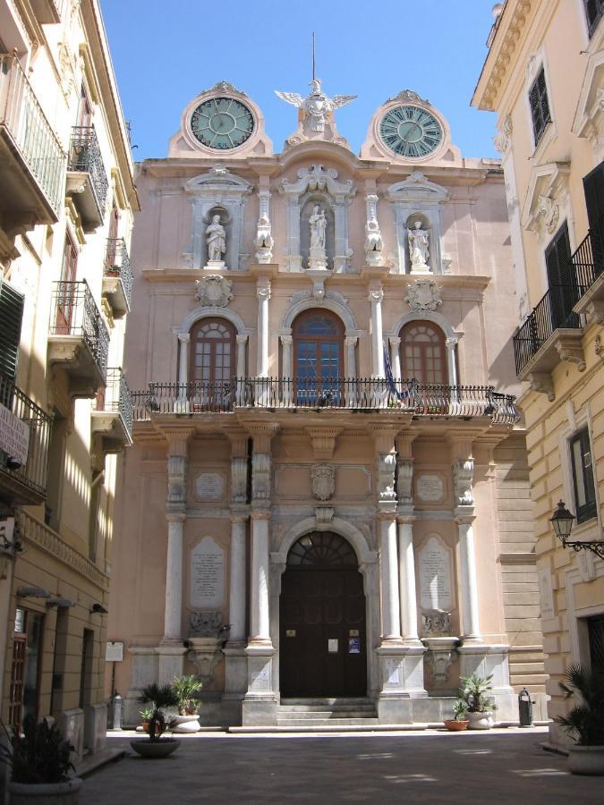 La Torre Dell'Orologio Apartament Lägenhet Trapani Exteriör bild